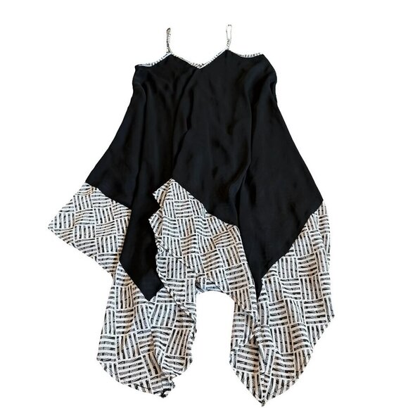 Jessica Simpson Dresses & Skirts - Jessica Simpson Black White Flowy Dress Spaghetti Strap Abstract Midi Size Small